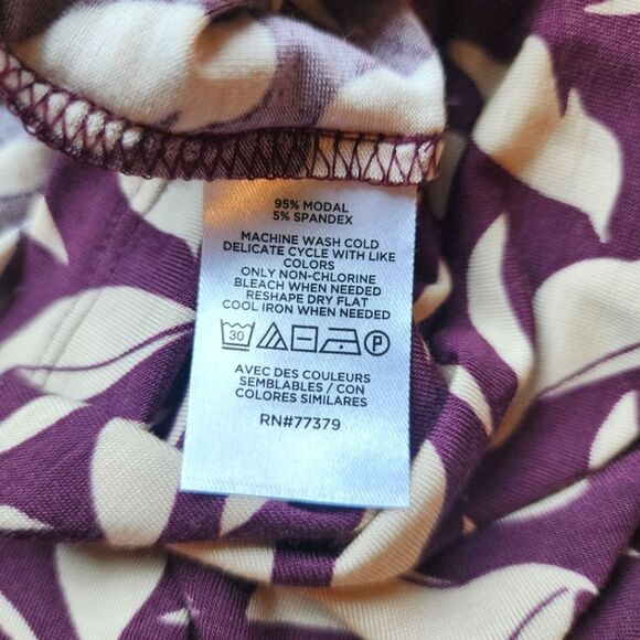 Ann Taylor Leaf Patterned Burgundy Top, Sz. S - Picture 6 of 6